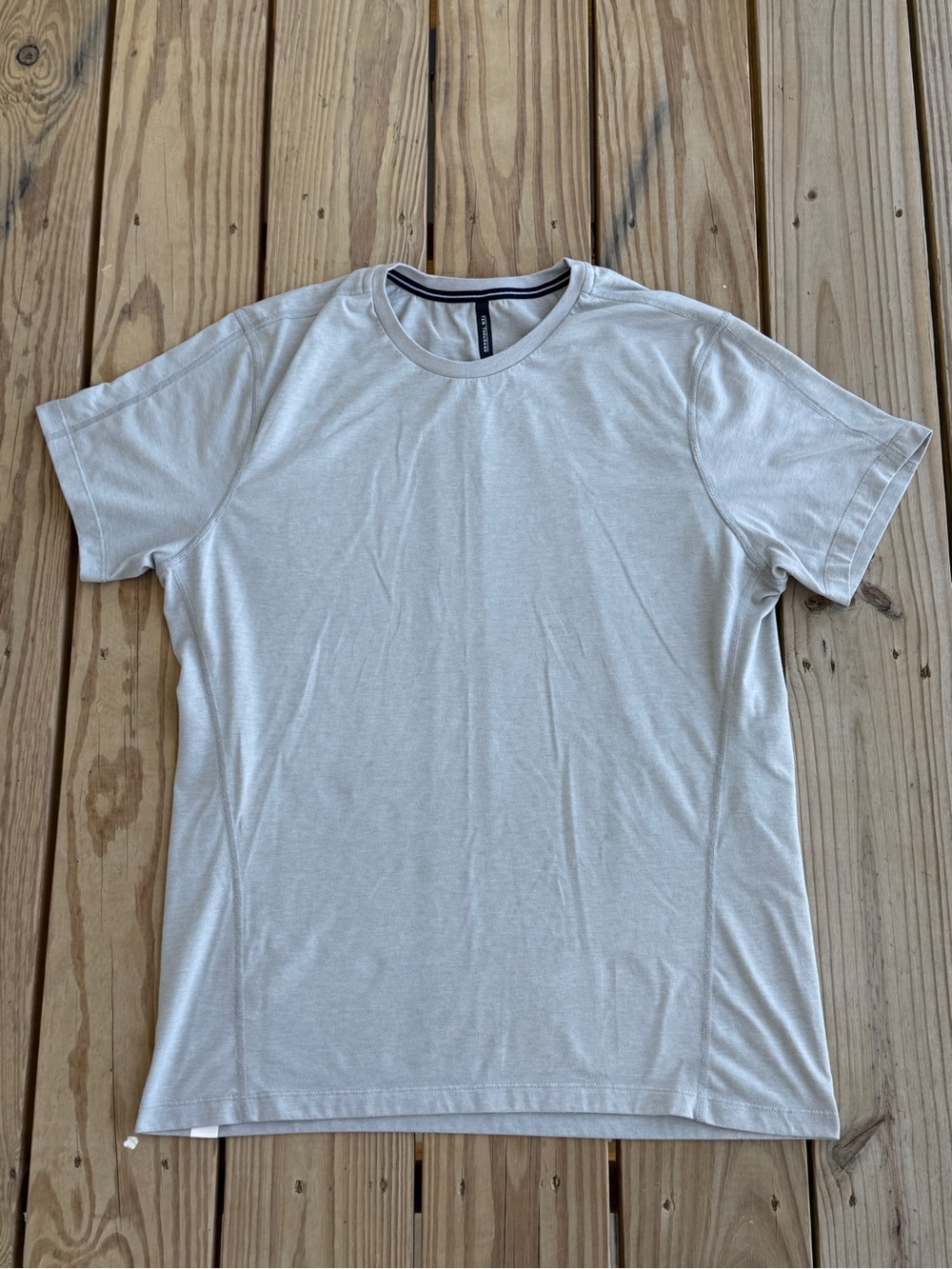 Ten Thousand The Durable Shirt Men’s Large Grey Tshirt
